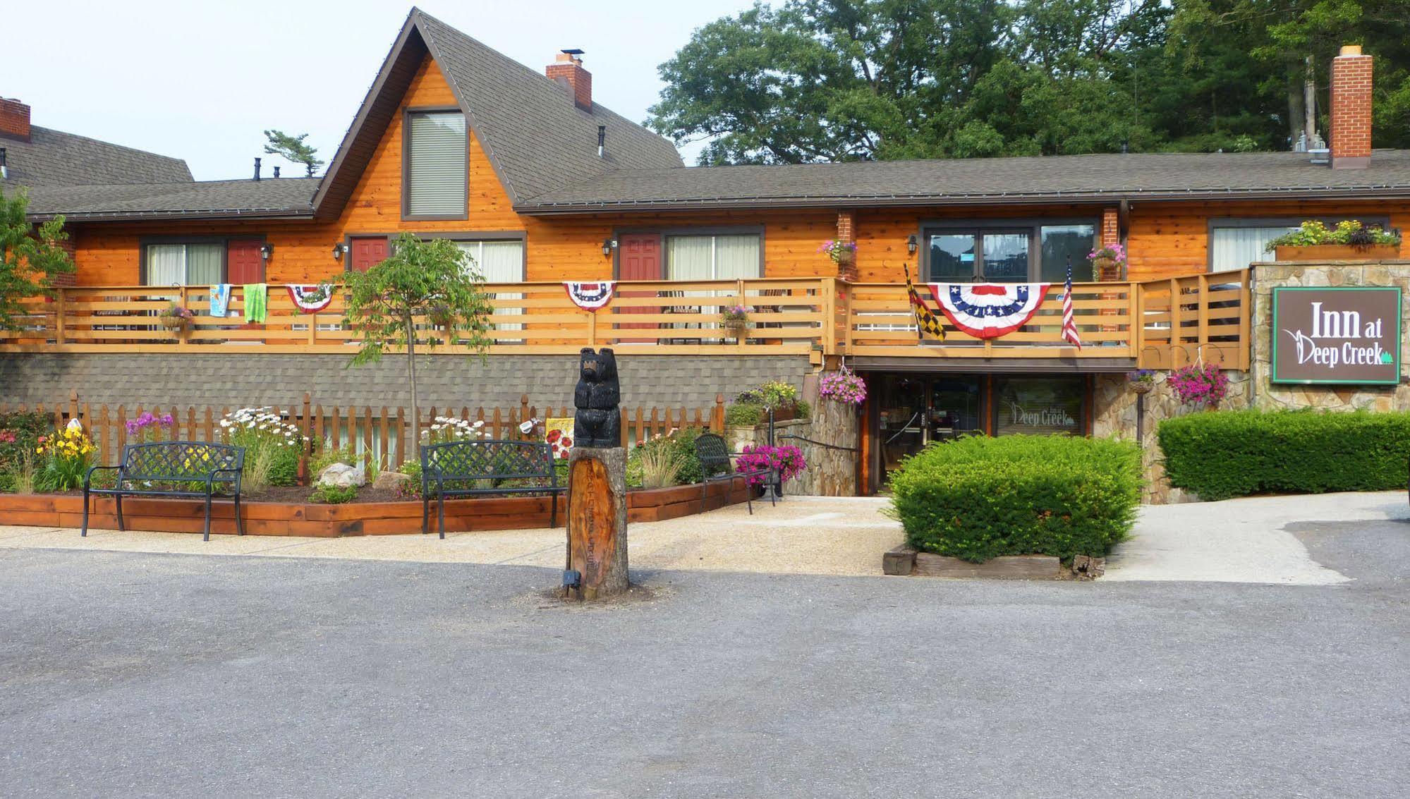 Inn At Deep Creek Oakland ภายนอก รูปภาพ